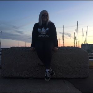 Meet your Posher, Corinne